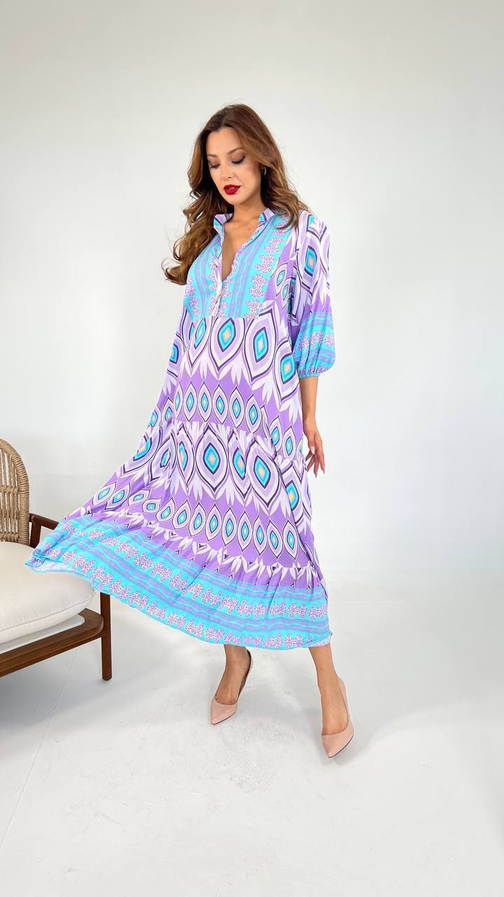 Light ble Lavender casual summer cotton dress, featuring a relaxed fit and breathable fabric, perfect for warm weather outings and leisurely strolls