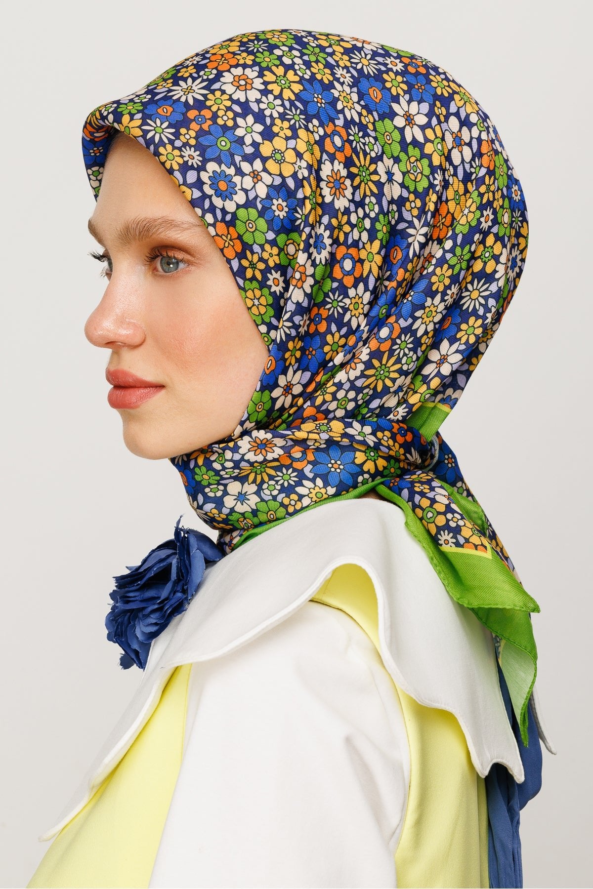 modesty Square stylish women head scarf - Hijabi Mood