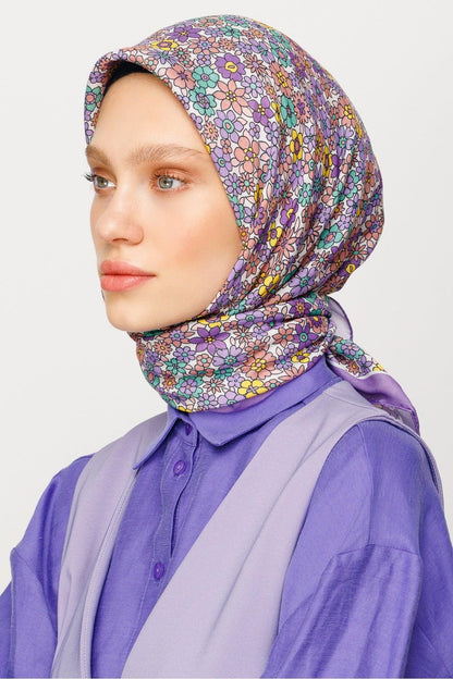 modesty Square stylish women head scarf - Hijabi Mood